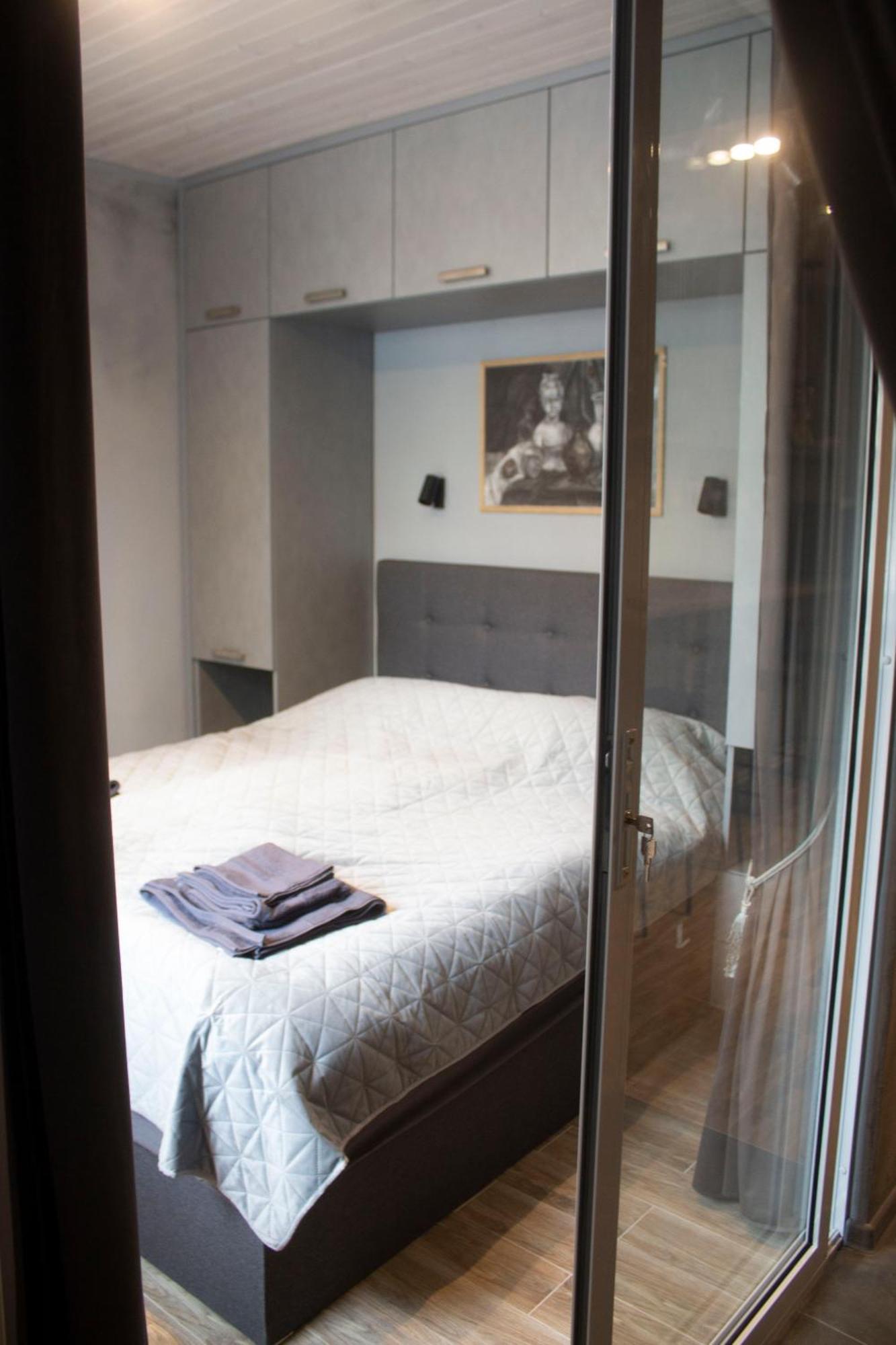 City Center Artmania Apartments Chisinau Bagian luar foto