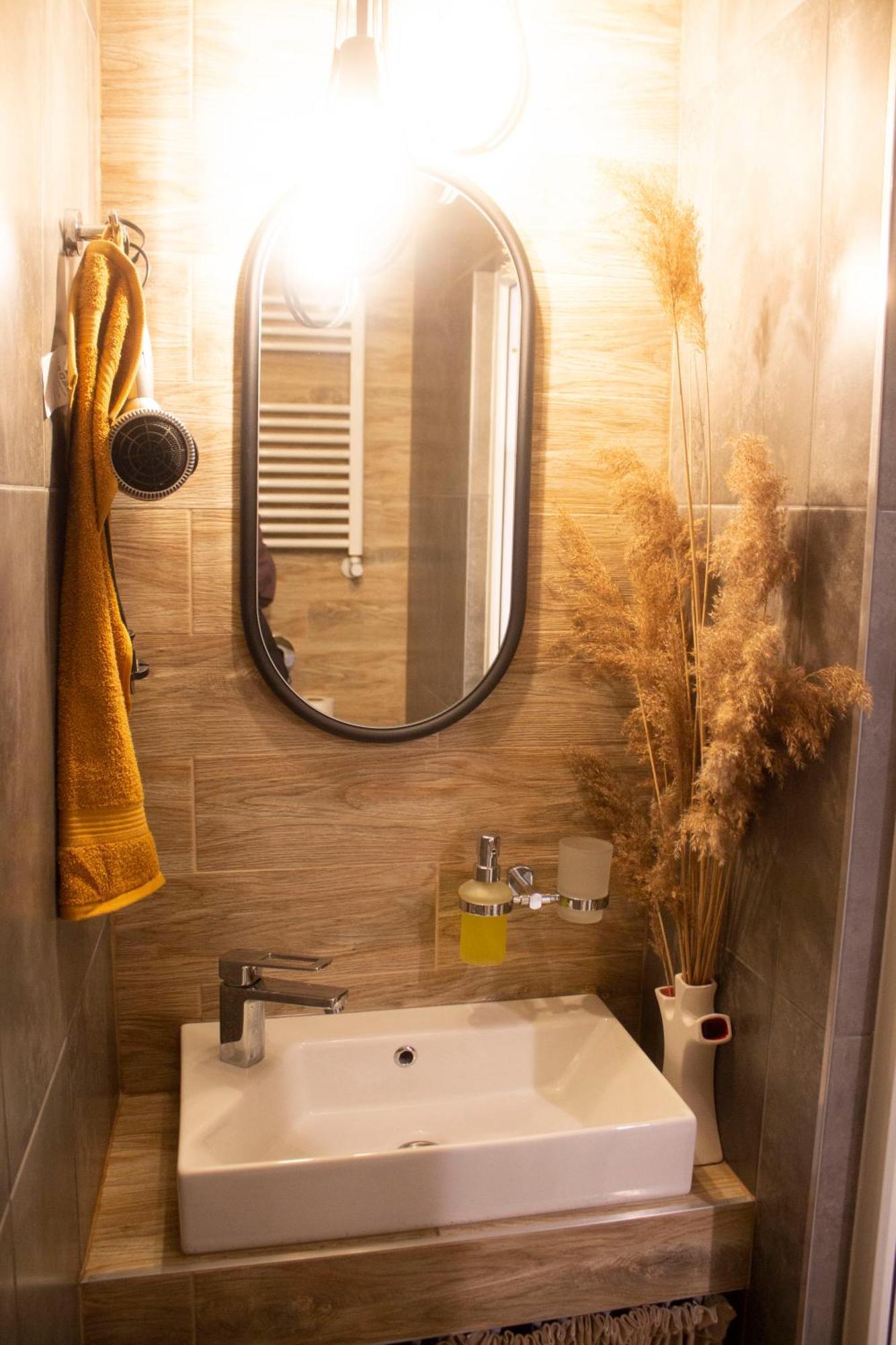 City Center Artmania Apartments Chisinau Bagian luar foto