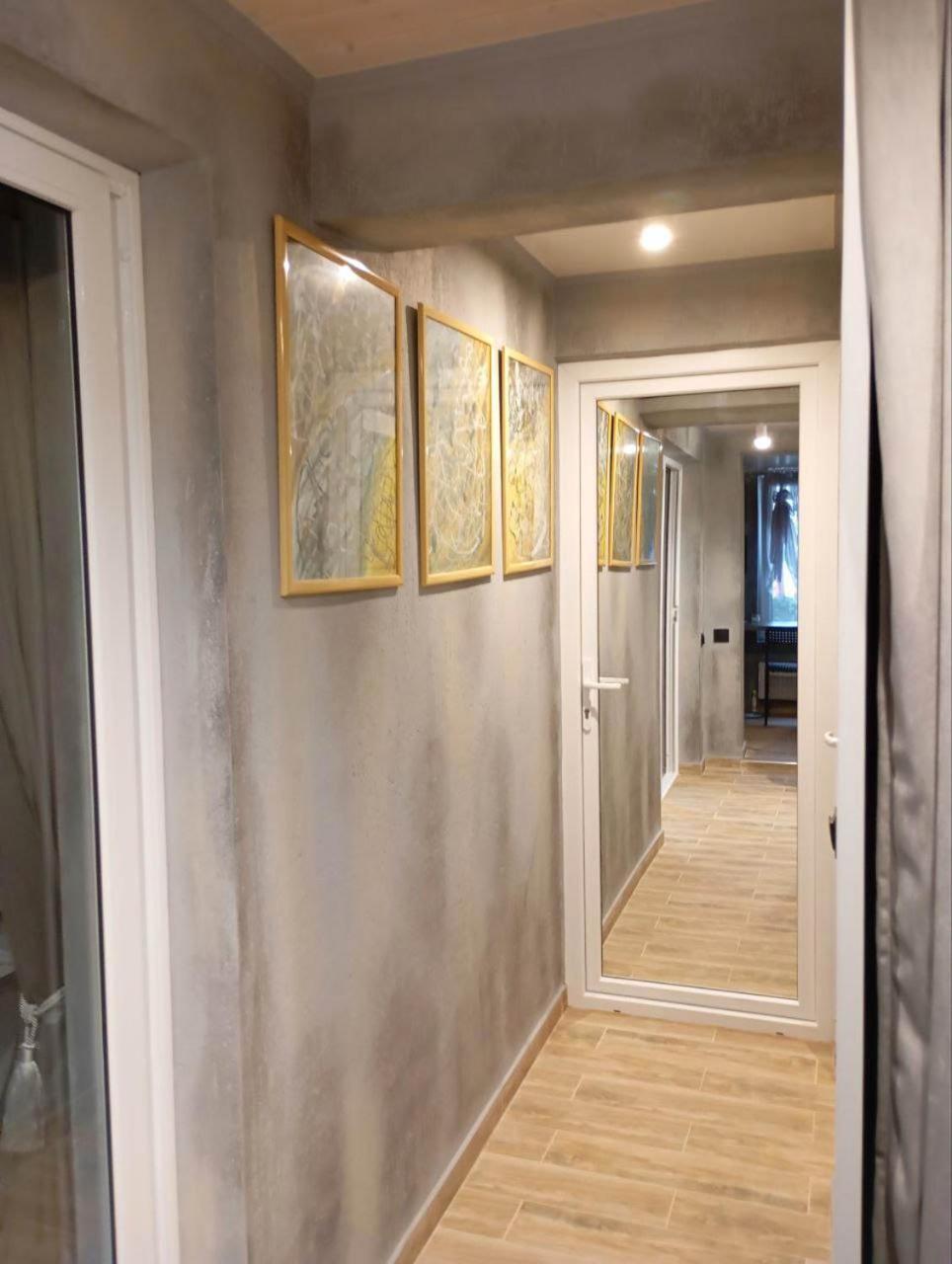 City Center Artmania Apartments Chisinau Bagian luar foto