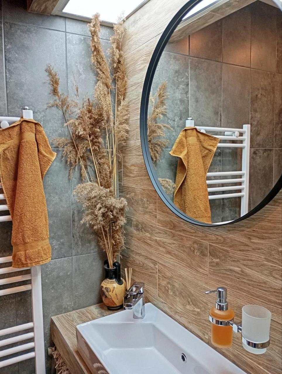 City Center Artmania Apartments Chisinau Bagian luar foto
